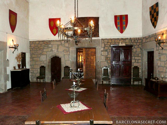 замки каталонии